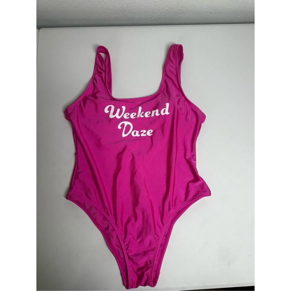 Rue Bleu by Rue 21 Weekend Daze Swimwear One Piece Size M Pink Padded